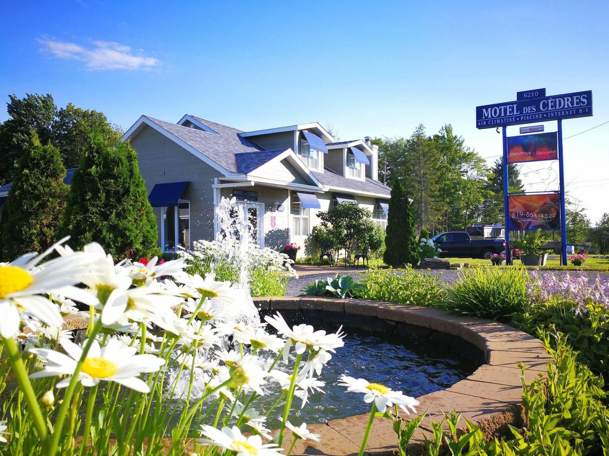 Motel Des Cedres Sherbrooke Exterior foto